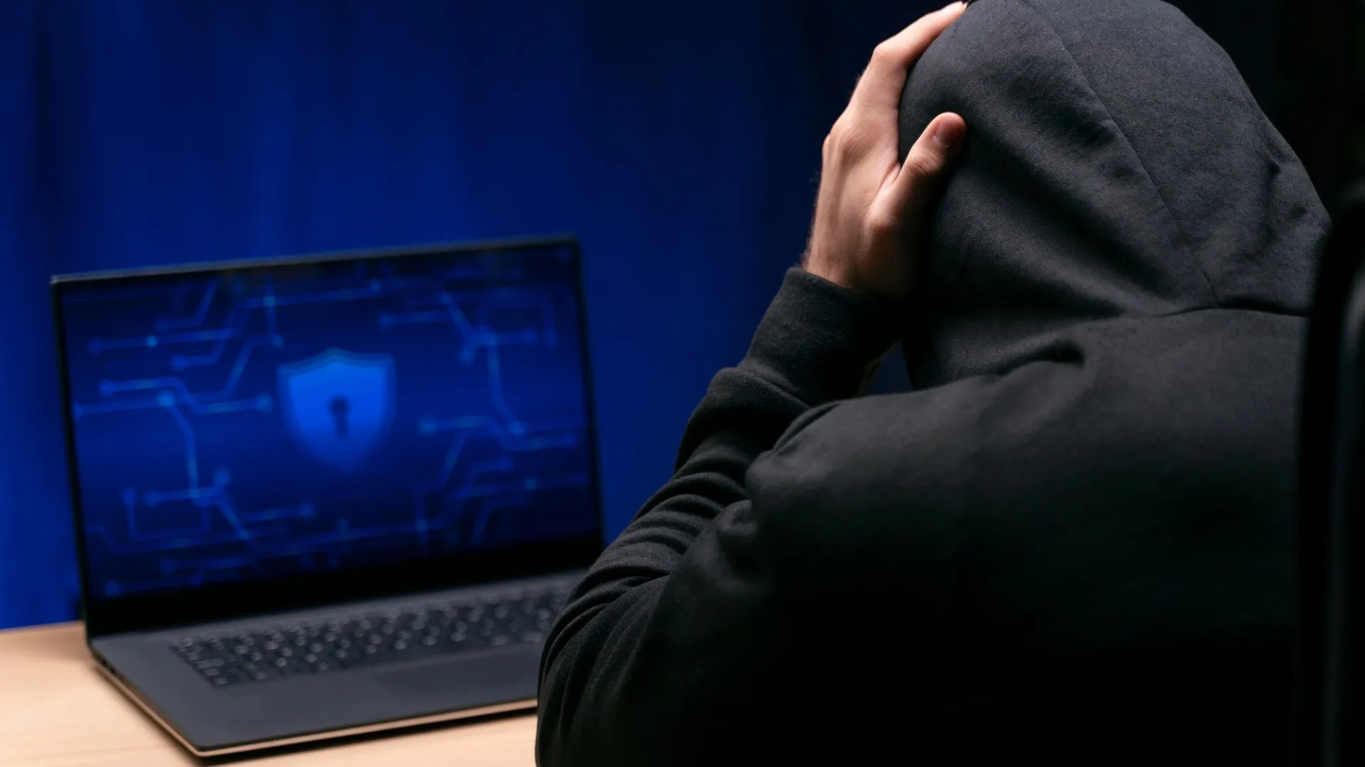 本人確認義務に違反した場合のリスク