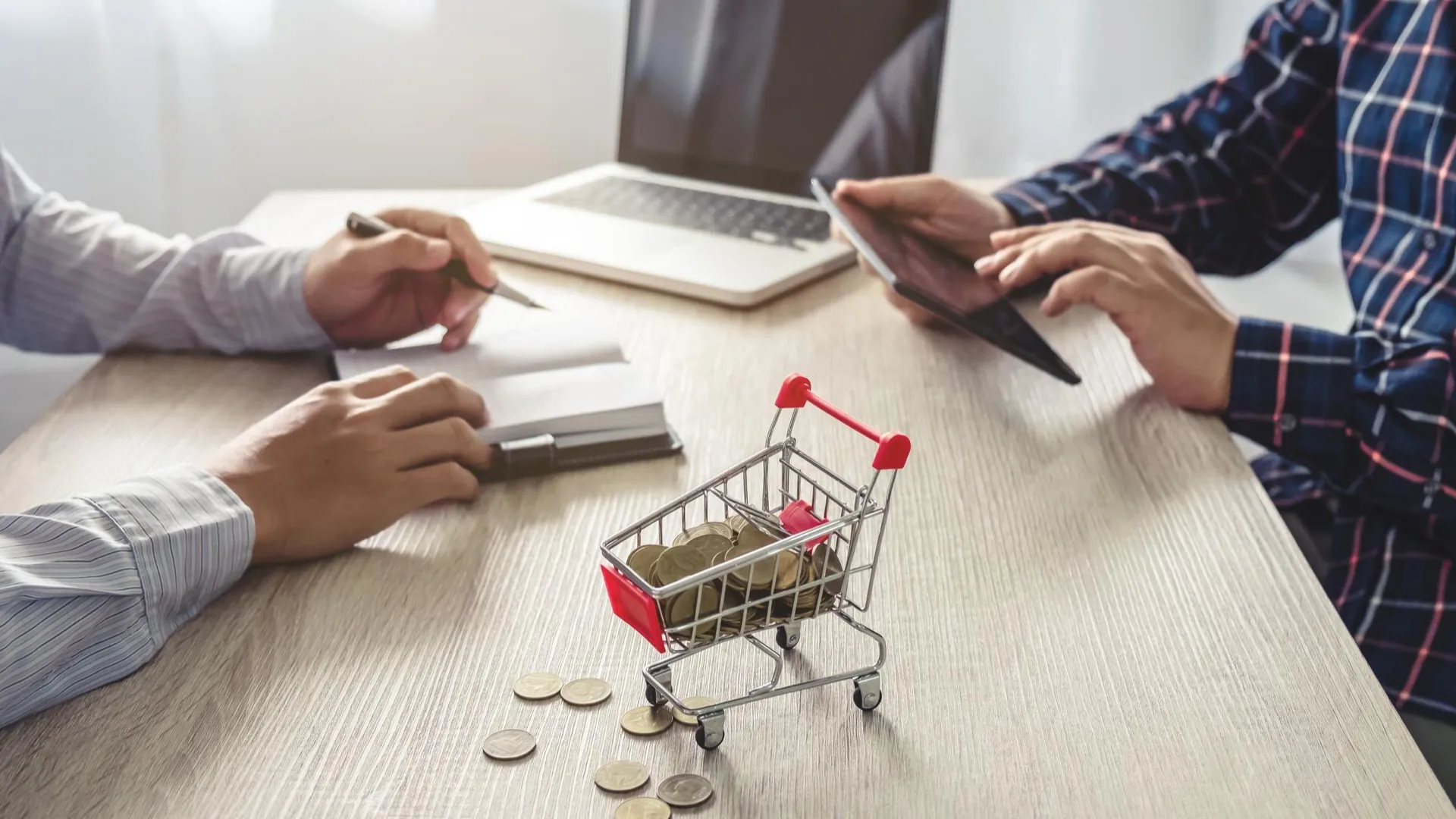 自社の課題をどう解決する?BtoC送金サービスの5つの活用シーン